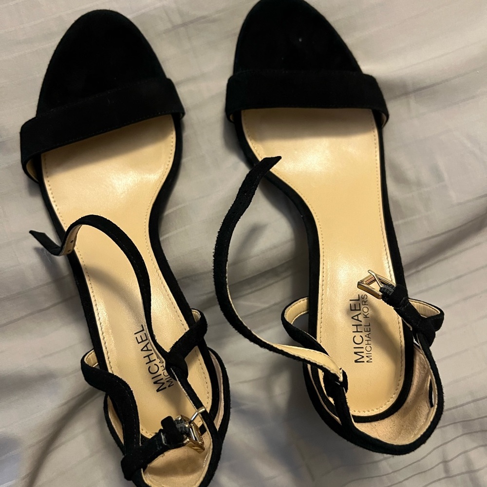 Black, Brand: Micheal Kors, Heels, Size 7.5